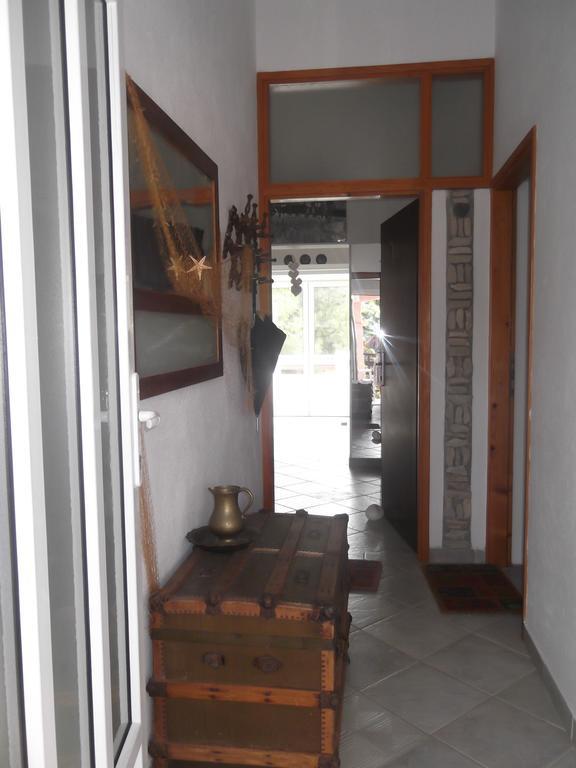 Apartments Vanda Vrboska Ruang foto
