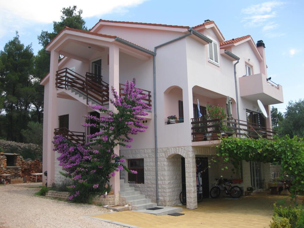 Apartments Vanda Vrboska Ruang foto