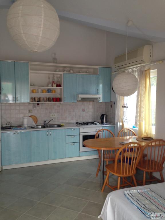 Apartments Vanda Vrboska Ruang foto